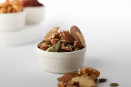 مكسرات الكيتو الصحية